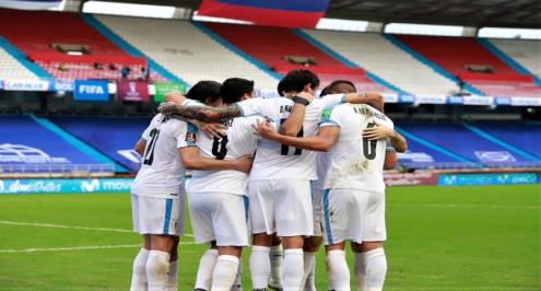  أوروجواي تسحق كولومبيا بثلاثية في تصفيات المونديال (فيديو)